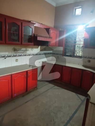 10 marla half double story seprate house for rent