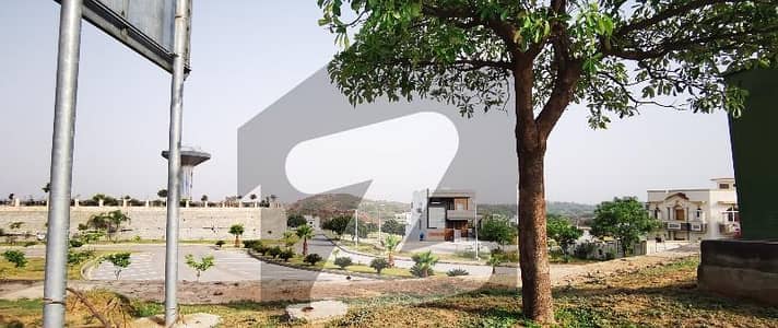 ڈی ایچ اے فیز 3 ۔ بلاک بی ڈی ایچ اے ڈیفینس فیز 3,ڈی ایچ اے ڈیفینس,اسلام آباد میں 10 مرلہ رہائشی پلاٹ 2.0 کروڑ میں برائے فروخت۔
