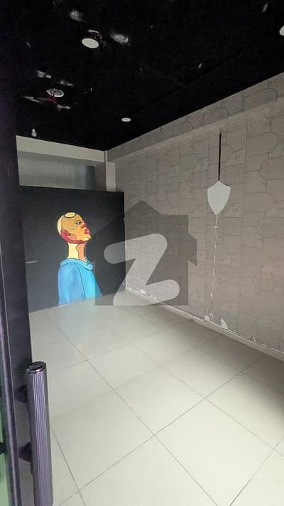 گلبرگ 3 - بلاک بی3 گلبرگ 3,گلبرگ,لاہور میں 2 مرلہ Studio دفتر 70.0 ہزار میں کرایہ پر دستیاب ہے۔