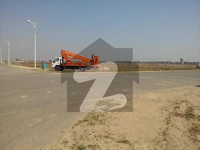 At Central Location Easy Access To 120 Feet Wide Road 1 Kanal Plot For Sale