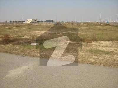 At Central Location Easy Access To 120 Feet Wide Road 10 Marla Plot For Sale