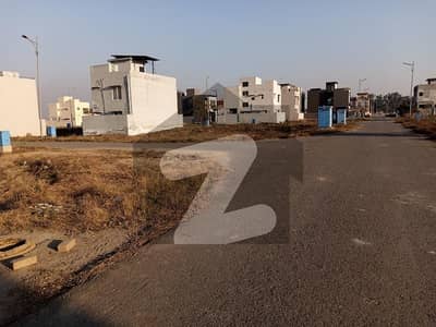 Low Budget Good Investment At Beautiful Location 5 Marla Plot For Sale