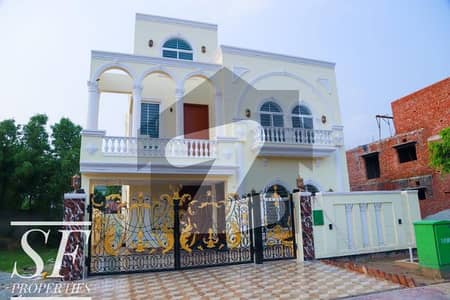 10 Marla Luxury Like New House for sale in Bahria Town Lhr