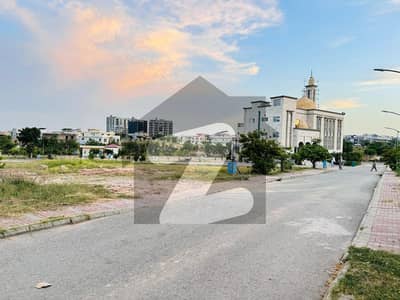 1 Kanal Ready To Construct Plot For Sale