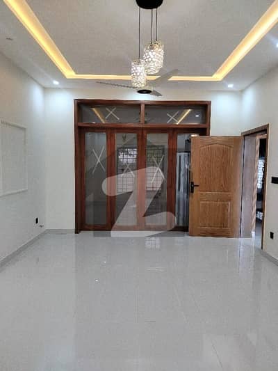 10 Marla Brand New House Well Construction,