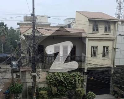 گلشن اقبال - بلاک 13 گلشنِ اقبال,گلشنِ اقبال ٹاؤن,کراچی میں 6 مرلہ مکان 4.5 کروڑ میں برائے فروخت۔