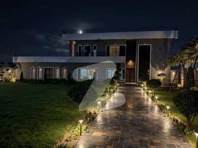 بھینی روڈ لاہور میں 4 کمروں کا 8 کنال فارم ہاؤس 15.75 کروڑ میں برائے فروخت۔