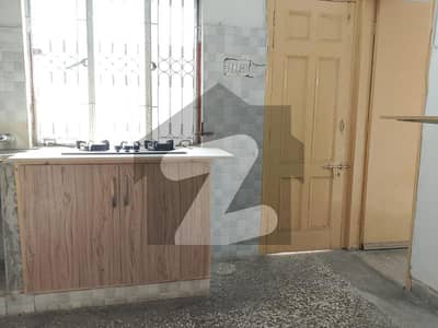 30*50 Full House Available In G-9/4, Near Market And Mosque Near Markaz