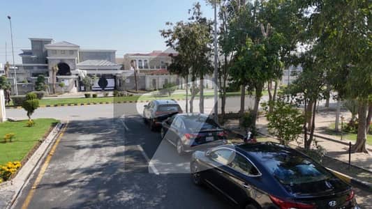 PLOT FOR SALE