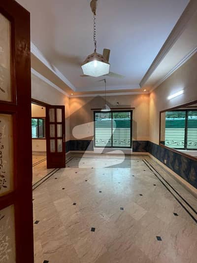 1 Kanal Lower Portion For Rent In Phase 4