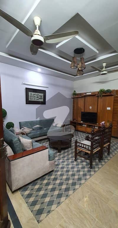8 MARLA 3 YEAR OLD HOUSE (NEW CONDITION) FOR SALE IN A BLOCK FT