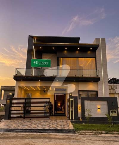 7 Marla Brand New Park Facing House Available For Sale In Gulberg Residencia, Islamabad
