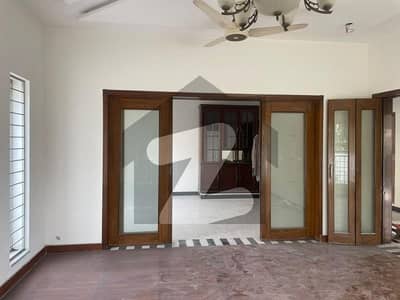 1 KANAL WITH BASEMENT HOUSE FOR RENT FOR SALE IN SECTOR C BAHRIA TOWN LAHORE 1 KANAL WITH BASEMENT HOUSE FOR RENT FOR SALE IN SECTOR C BAHRIA TOWN LAHORE