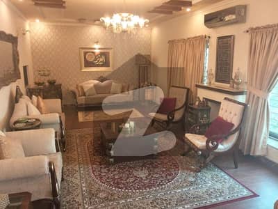 ماڈل ٹاؤن لاہور میں 8 کمروں کا 4 کنال مکان 50.0 کروڑ میں برائے فروخت۔