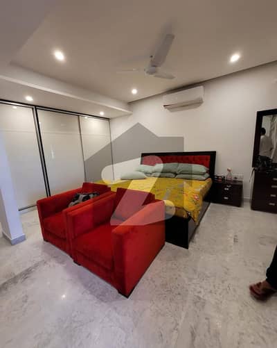 House For Sale In 31-G