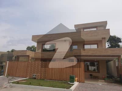LUXURY HOUSE FOR RENT IN F-7