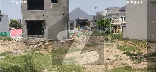 ڈی ایچ اے فیز9 پریزم - بلاک کیو ڈی ایچ اے فیز9 پریزم,ڈی ایچ اے ڈیفینس,لاہور میں 1 کنال رہائشی پلاٹ 2.45 کروڑ میں برائے فروخت۔ ڈی ایچ اے فیز9 پریزم - بلاک کیو ڈی ایچ اے فیز9 پریزم,ڈی ایچ اے ڈیفینس,لاہور میں 1 کنال رہائشی پلاٹ 2.45 کروڑ میں برائے فروخت۔