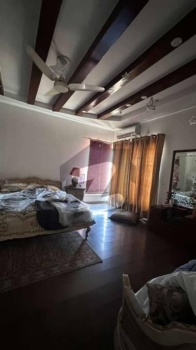 DHA Phase 3 XX Block Fully Furnished Master BED Room Tv Long Kitchen Available For Rent