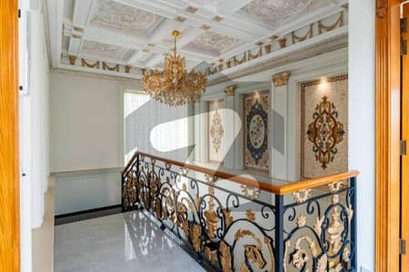 1 Kanal Ultra Luxury Brand New Upper portion | Premium Location