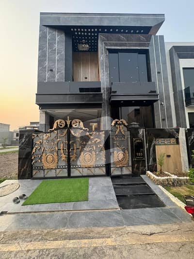 5 Marla Brand New House for Sale in Executive Block Park View City Lahore