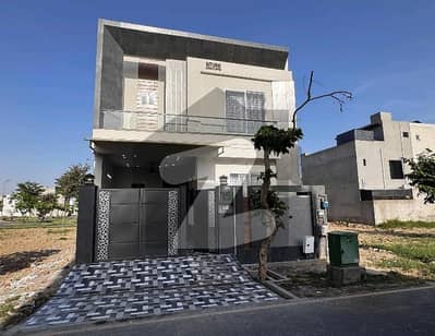Prime Location 5 Marla House available for sale in Royal Palm City, Gujranwala