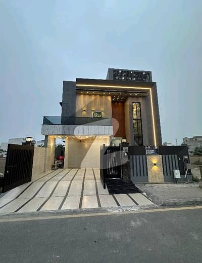 Investors Should sale This Prime Location House Located Ideally In Eminabad More