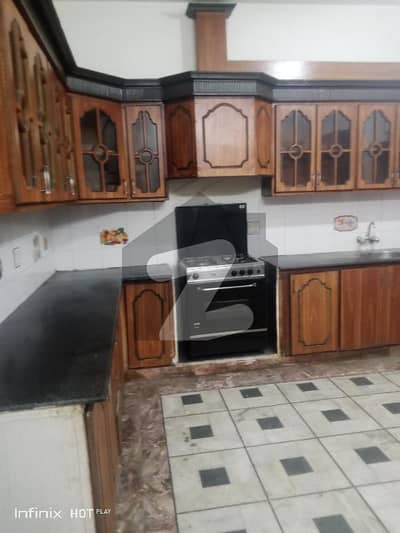 Ground portion For rent 3 Bed 3 Bath TV lounge DD 2 Car parking boring store kitchen