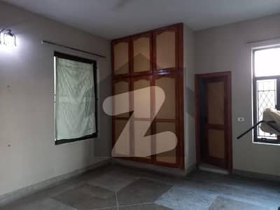13 Marla UPPER Portion Available For Rent