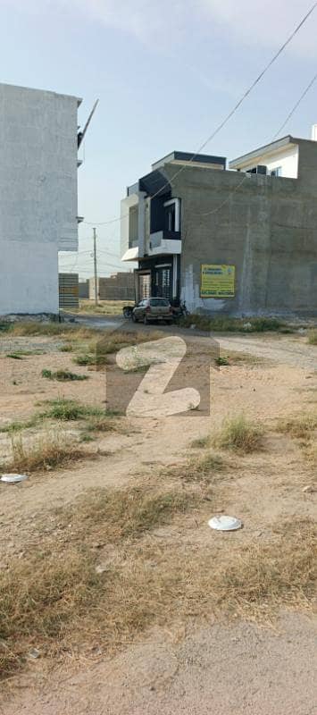 Saadi Garden block 2 135 sq yd Corner Plot Available