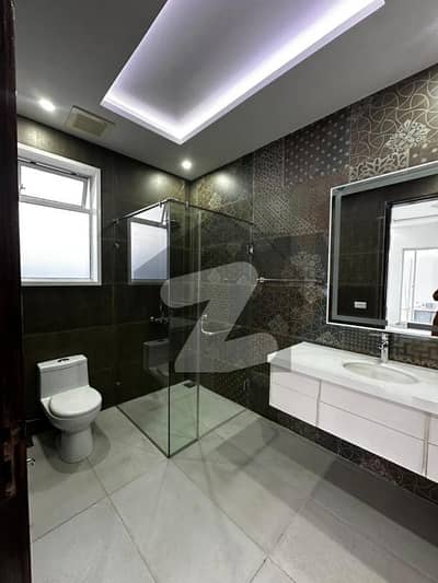 1 Kanal Slightly Use Like New House Available For Rent Hot location