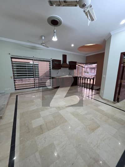 Upper Portion Of 3 Bedroom House For Rent In Media Town Islamabad.