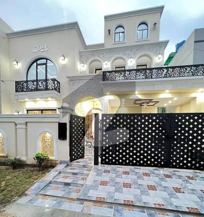 10 Marla Designer House with Modern Elevation - Lake City Meadows