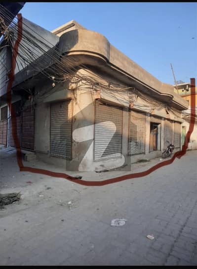 کیپٹل روڈ سیالکوٹ میں 4 مرلہ Studio دکان 2.0 کروڑ میں برائے فروخت۔