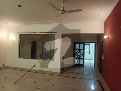 1 Kanal Separate Gate Upper Portion Is Available For Rent In Dha Phase 3 Near McDonalds Y Block