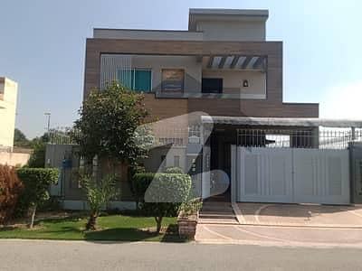 10 MARLA BUDGET HOUSE FOR SALE IN BAHRIA TOWN LAHORE PRIME LOCATION, BEST DEAL