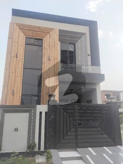 Al Haram Garden House For sale Sized 3 Marla