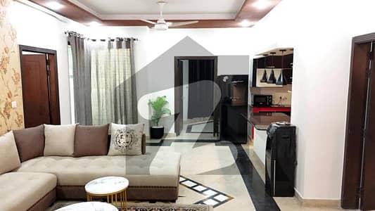 Tariq Heights F-11 Flat Sized 2500 Square Feet For sale