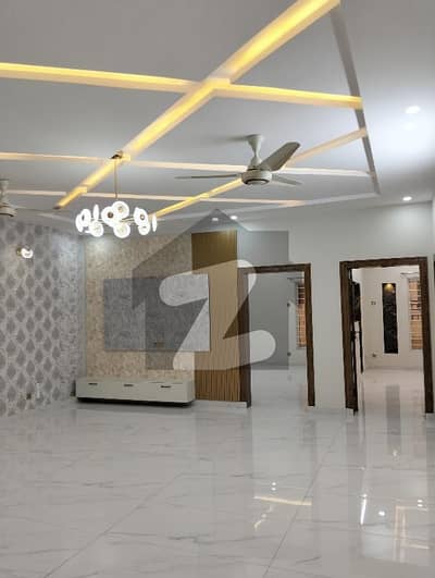 7 Marla ground portion for rent in Jinnah garden