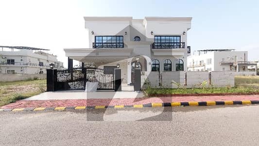 بحریہ انکلیو - سیکٹر بی2 بحریہ انکلیو,بحریہ ٹاؤن,اسلام آباد میں 6 کمروں کا 1 کنال مکان 12.3 کروڑ میں برائے فروخت۔