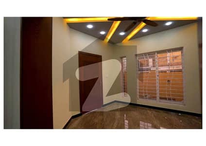 10 MARLA UPPER PORTION FOR RENT NEW