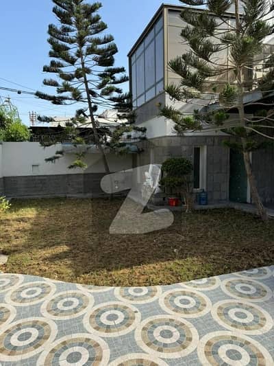 425 YARDS HOUSE FOR SALE