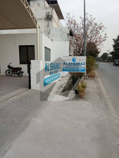 1 Kanal ( 60*90 In Block M ) On 60 Ft Road Residential Plot For Sale.