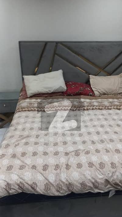 بحریہ ٹاؤن سیکٹر ای بحریہ ٹاؤن,لاہور میں 1 کمرے کا 2 مرلہ فلیٹ 40.0 ہزار میں کرایہ پر دستیاب ہے۔
