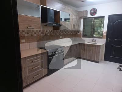 10 MARLA 3 BED FLAT AVAILABLE FOR RENT WITH GAS IN ASKARI 11