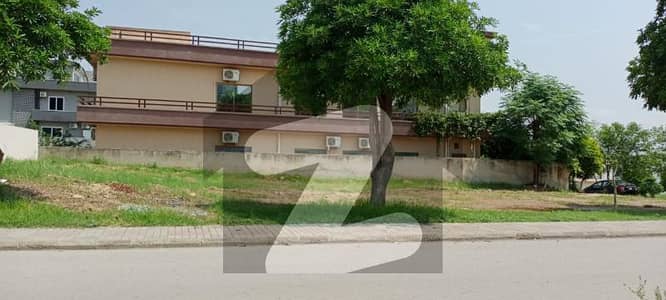 DHA Phase 5, Sector C Plot Beautiful Location Level Plot Best Time For The Investors