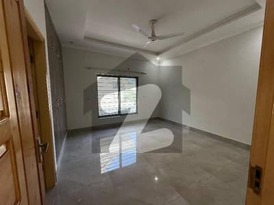 E-11 400Sqyrds Full House For Rent