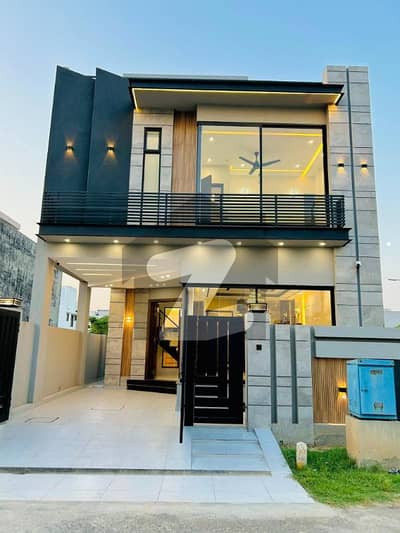 3 Years Instalment Plan Luxury 5 Marla Brand New House For Sale In Park View City Lahore