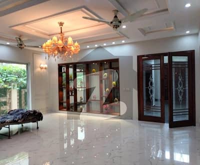 Looking For A House In Bahria Town - Sector E Looking For A House In Bahria Town - Sector E