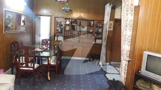 4 bed 6 marla house available for sale in Islamabad i10'2 prime location chambali road