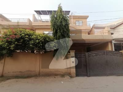 Double Storey 10 Marla House For sale In Shalimar Colony Shalimar Colony